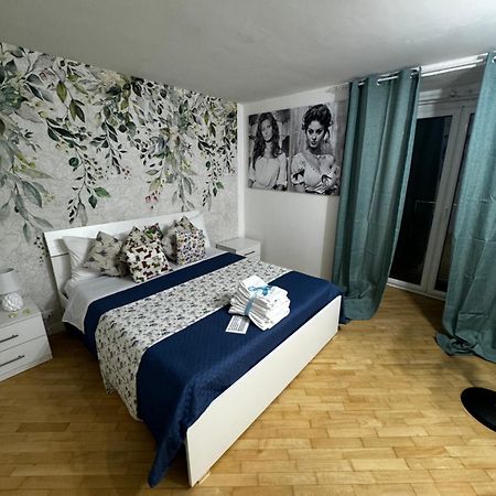 Plebiscito Charme Rooms Naples Luaran gambar